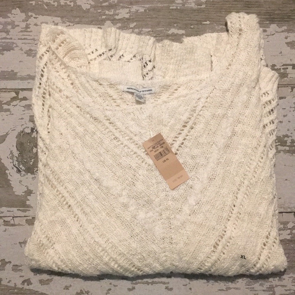 American Eagle Sweater